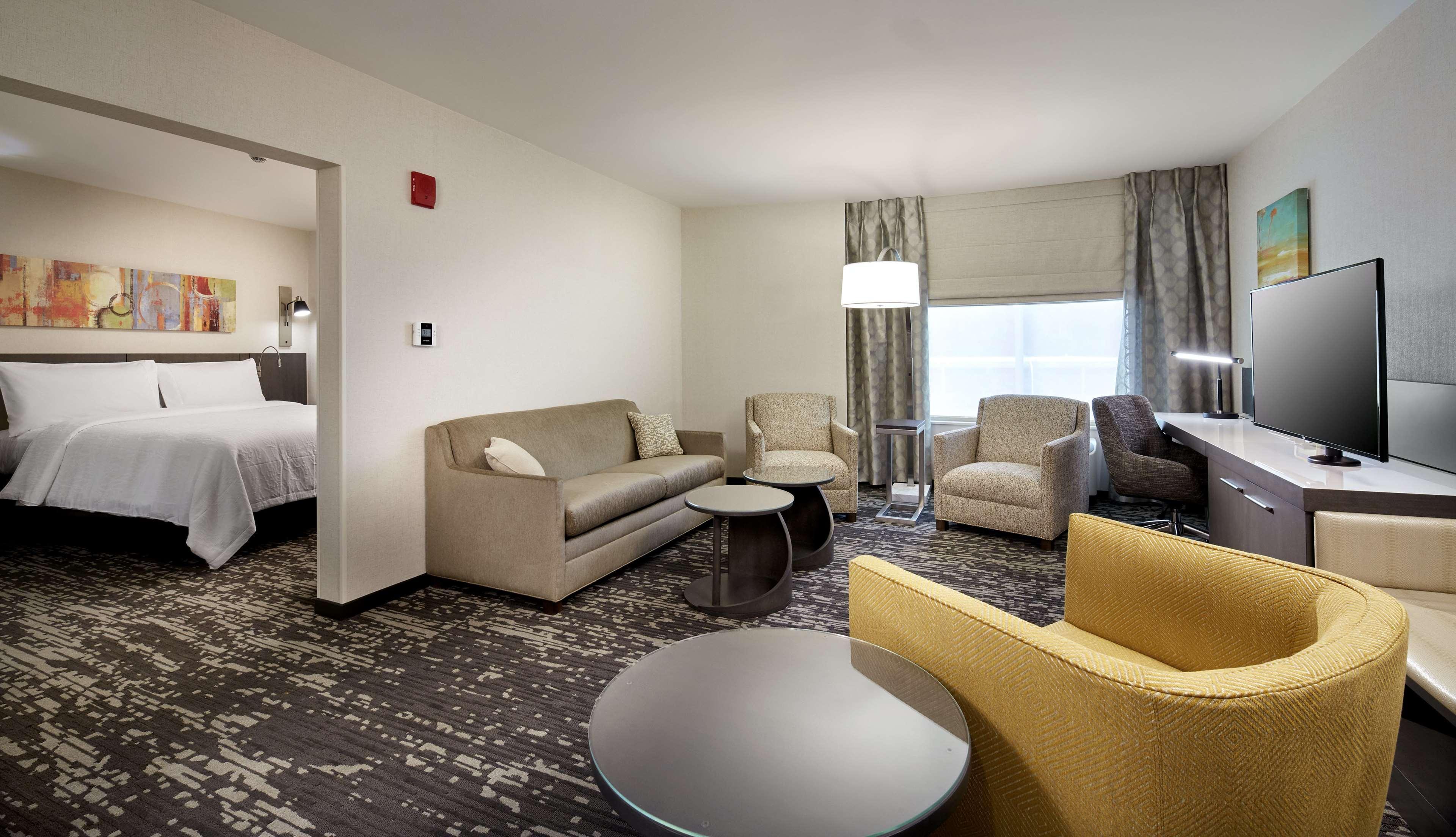 Hilton Garden Inn Roslyn Exterior foto